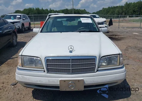1997 Mercedes-Benz C 230 из США, поврежденный, VIN WDBHA23E2VF504829